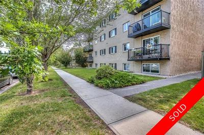 Sunnyside Condo for sale:  2 bedroom 738 sq.ft. (Listed 2018-09-11)